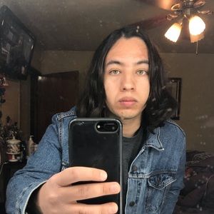 Meet your Posher, Nicholas